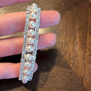Diamond and pearl bracelet